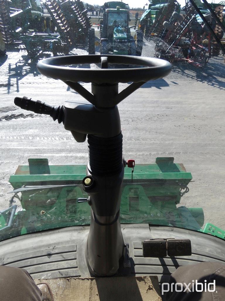 S690 JD combine, 520/85R42 R2 duals, 710/65R26 rear, 4 wh., prem. cab, 260 screen, Pro Drive, Contou