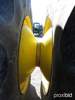 S690 JD combine, 520/85R42 R2 duals, 710/65R26 rear, 4 wh., prem. cab, 260 screen, Pro Drive, Contou