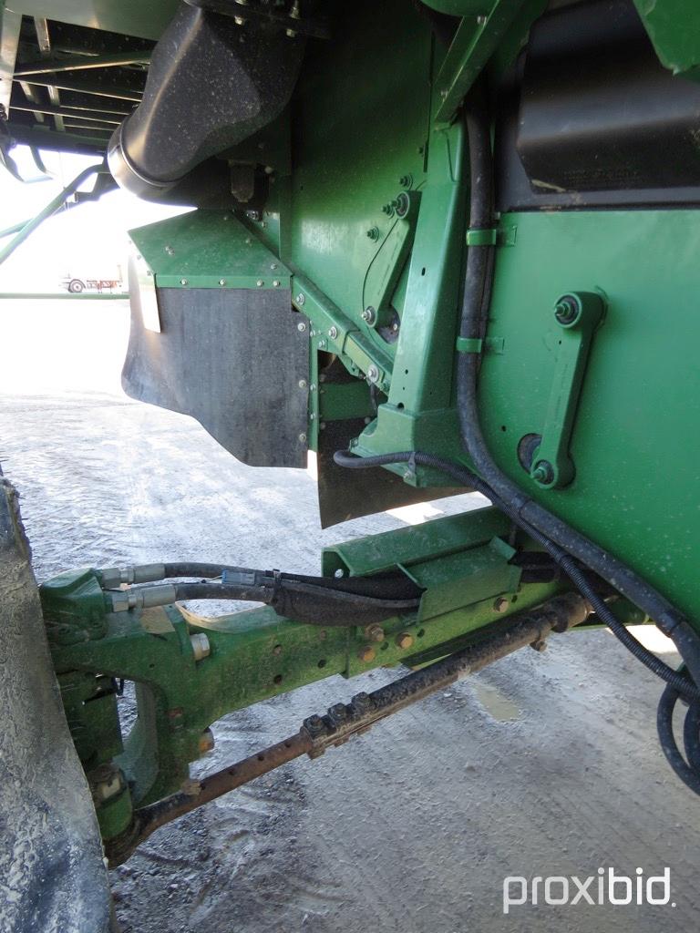 S690 JD combine, 520/85R42 R2 duals, 710/65R26 rear, 4 wh., prem. cab, 260 screen, Pro Drive, Contou
