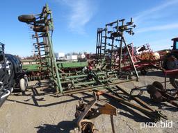 John Deere 30’ field cult., w/harrow