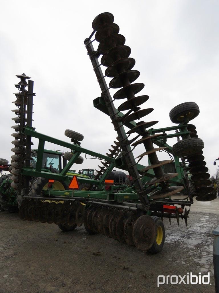 637 John Deere 32' disk