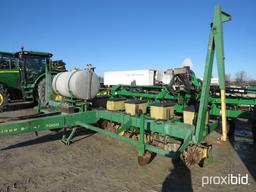 7000 JD 8 row planter, pull type