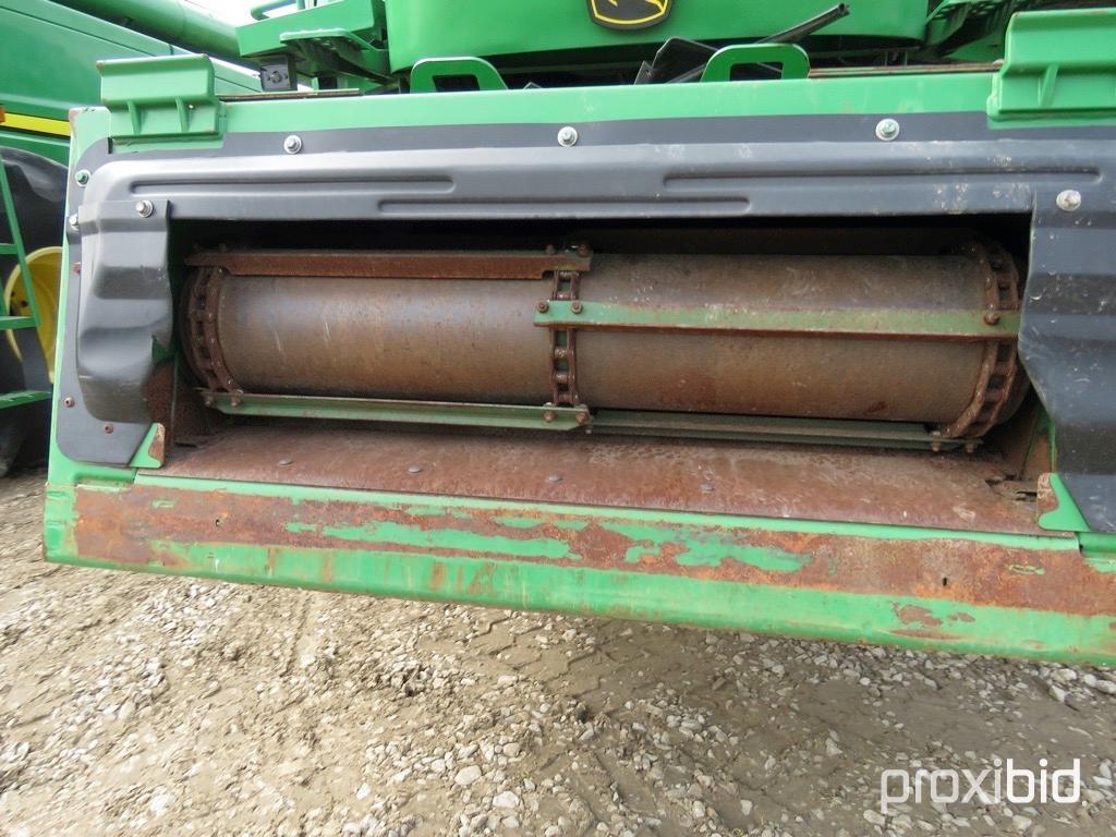 9760 STS JOHN DEERE COMBINE