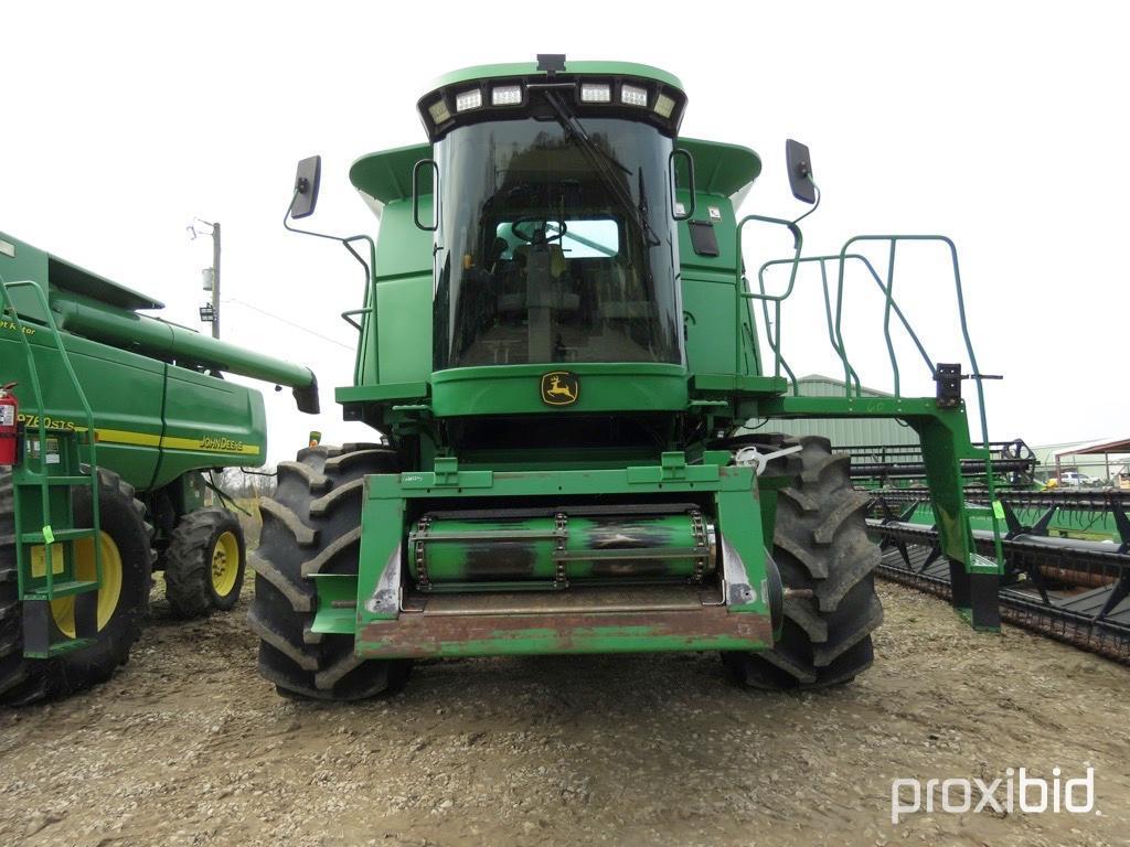 9750 STS JOHN DEERE COMBINE