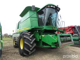 9750 STS JOHN DEERE COMBINE