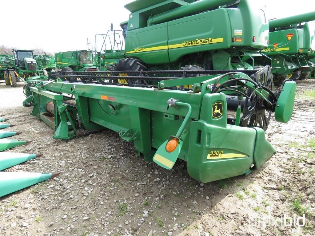 930D JOHN DEERE DRAPER PLATFORM