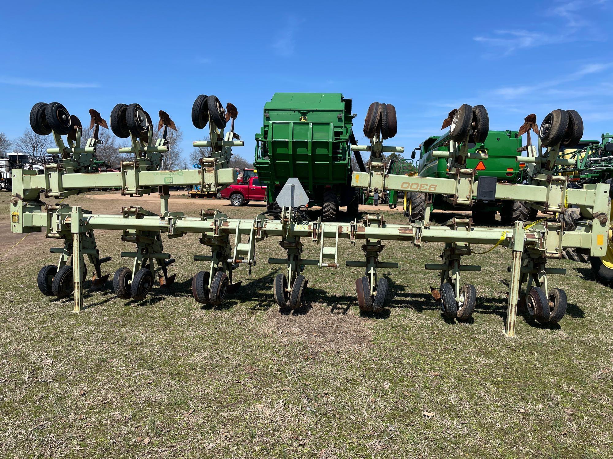 ORTHMAN 12 ROW CULTIVATOR