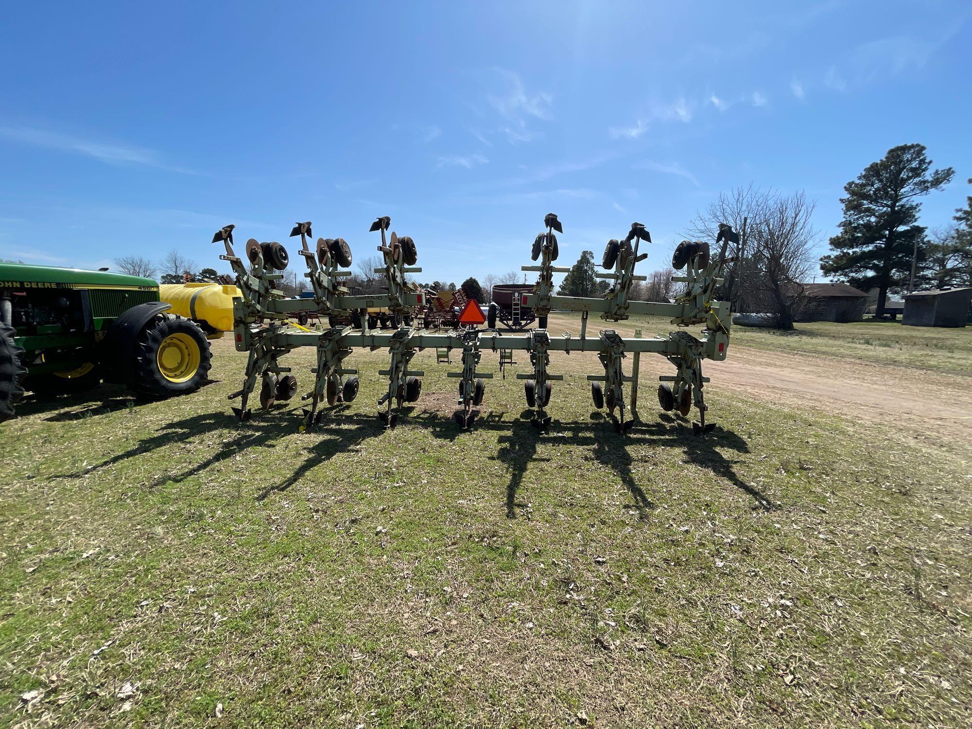 ORTHMAN 12 ROW CULTIVATOR