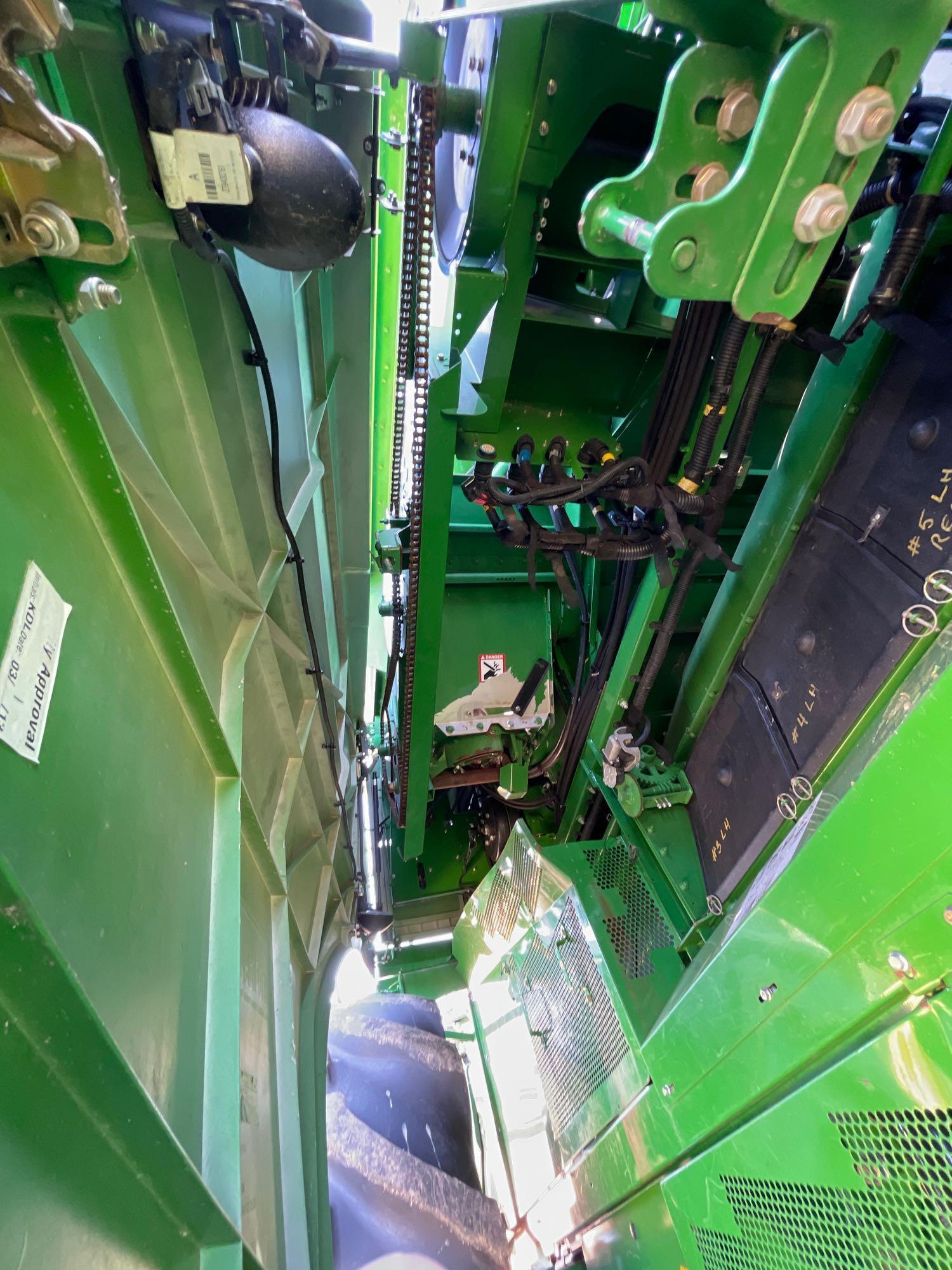 S670 JOHN DEERE COMBINE