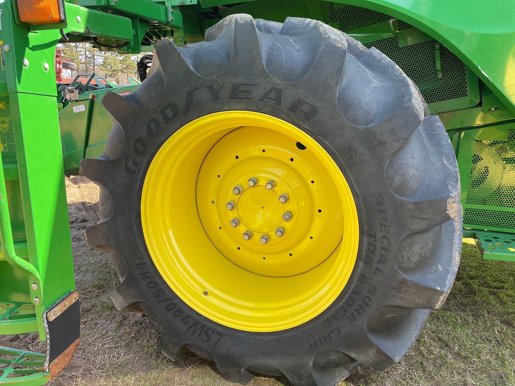 S670 JOHN DEERE COMBINE