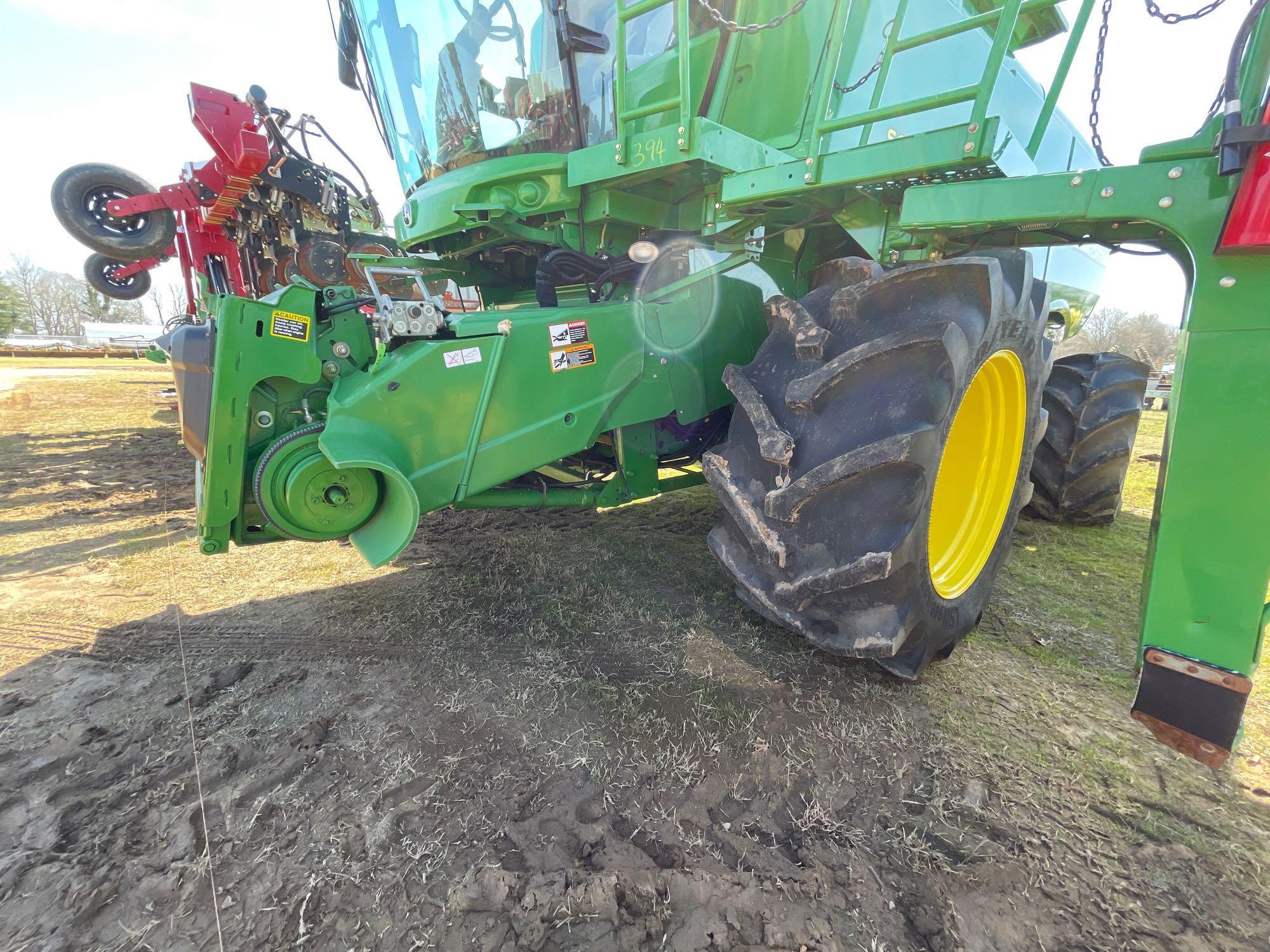 S670 JOHN DEERE COMBINE