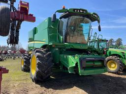 S670 JOHN DEERE COMBINE