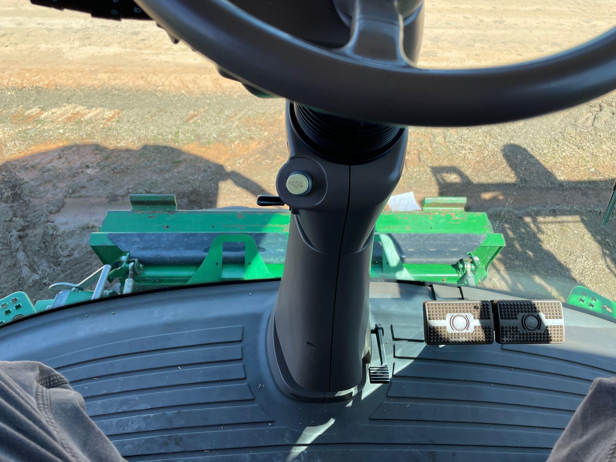 S670 JOHN DEERE COMBINE
