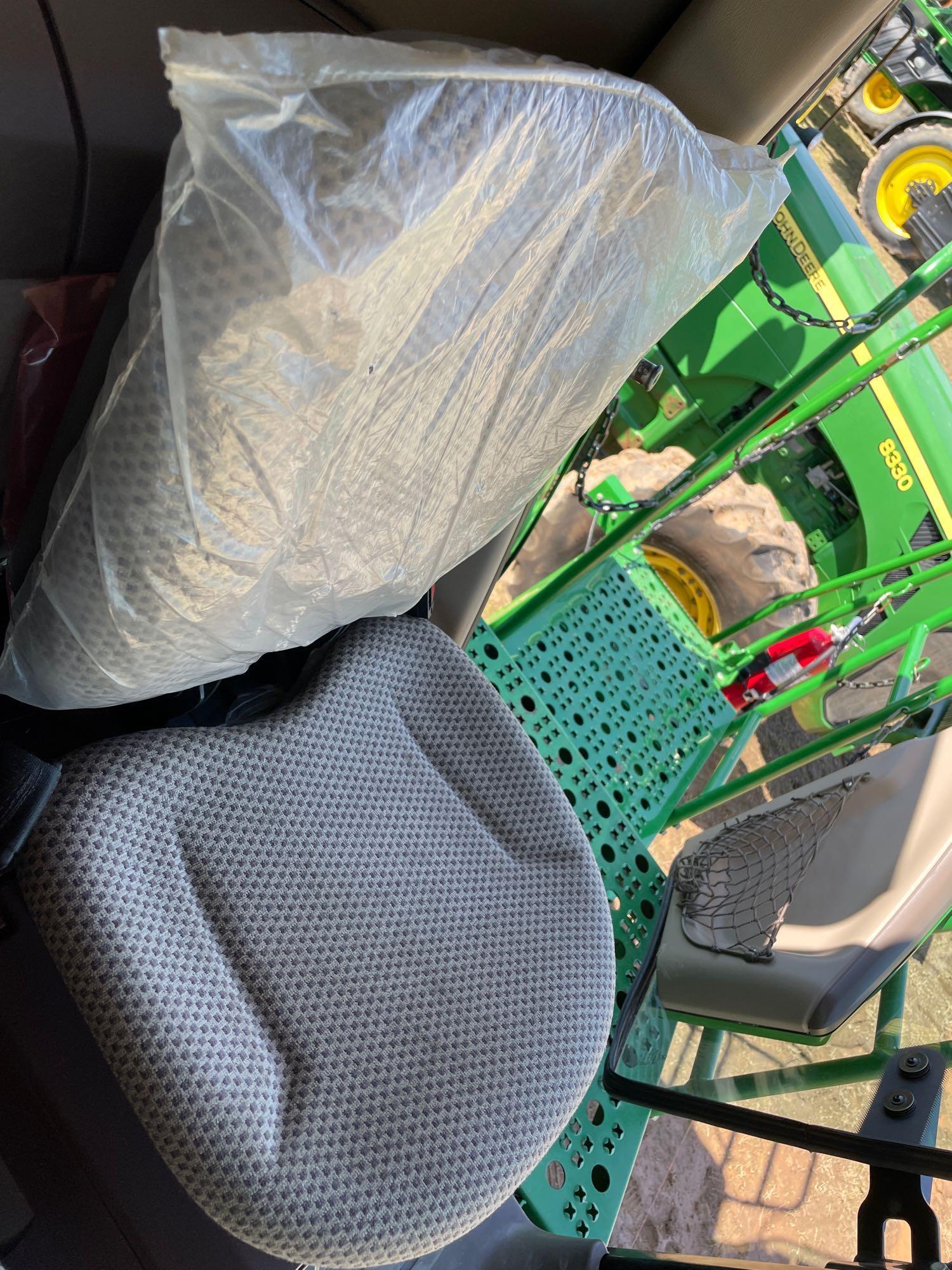 S670 JOHN DEERE COMBINE