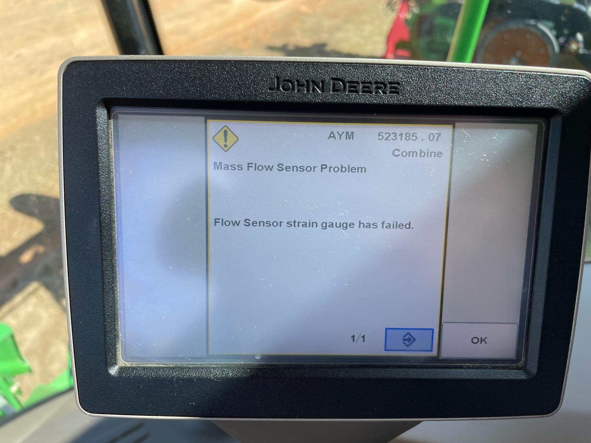 S670 JOHN DEERE COMBINE