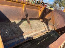 12P REYNOLDS DIRT SCOOP