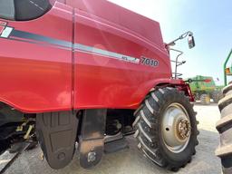 7010 CASE IH COMBINE, GETTING WATER IN OIL