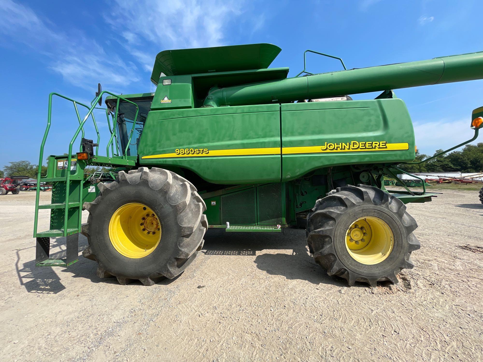 9860 STS JOHN DEERE COMBINE, 2004 YR., DOES NOT RUN