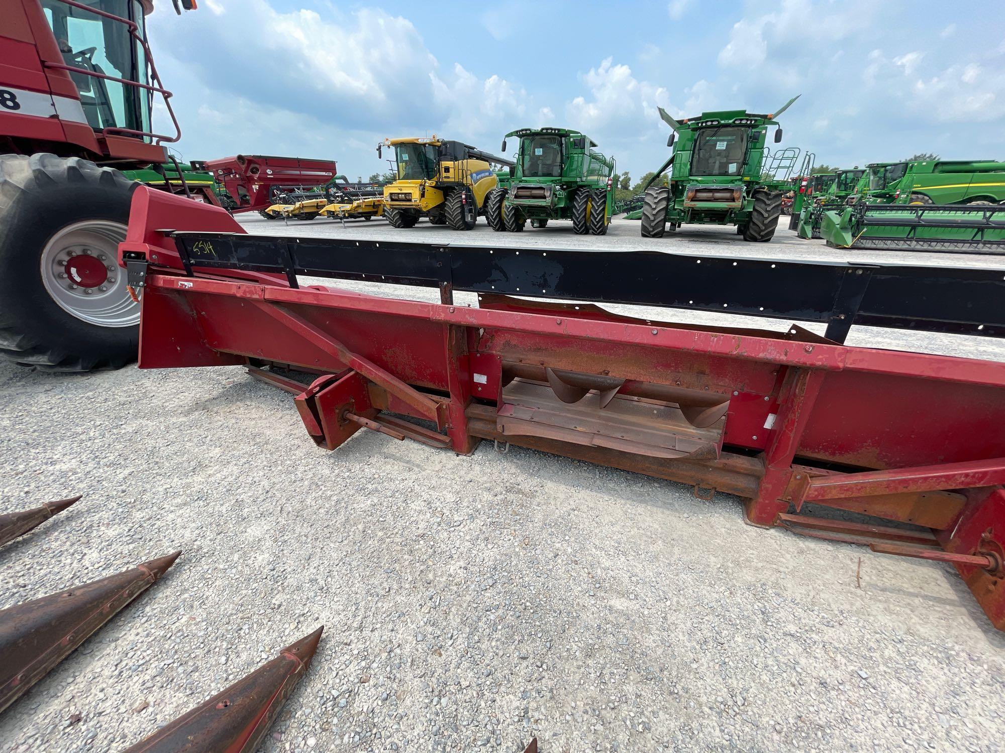 1083 CASE IH CORN HEAD
