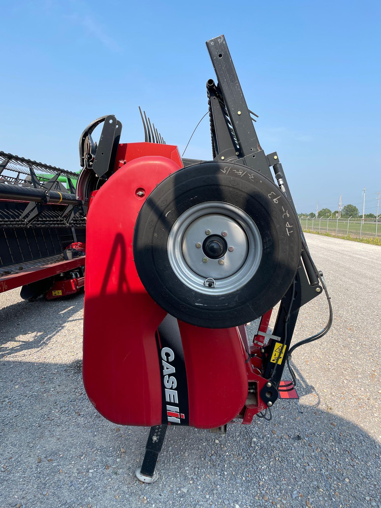 3152 CASE IH 40 FEET DRAPER