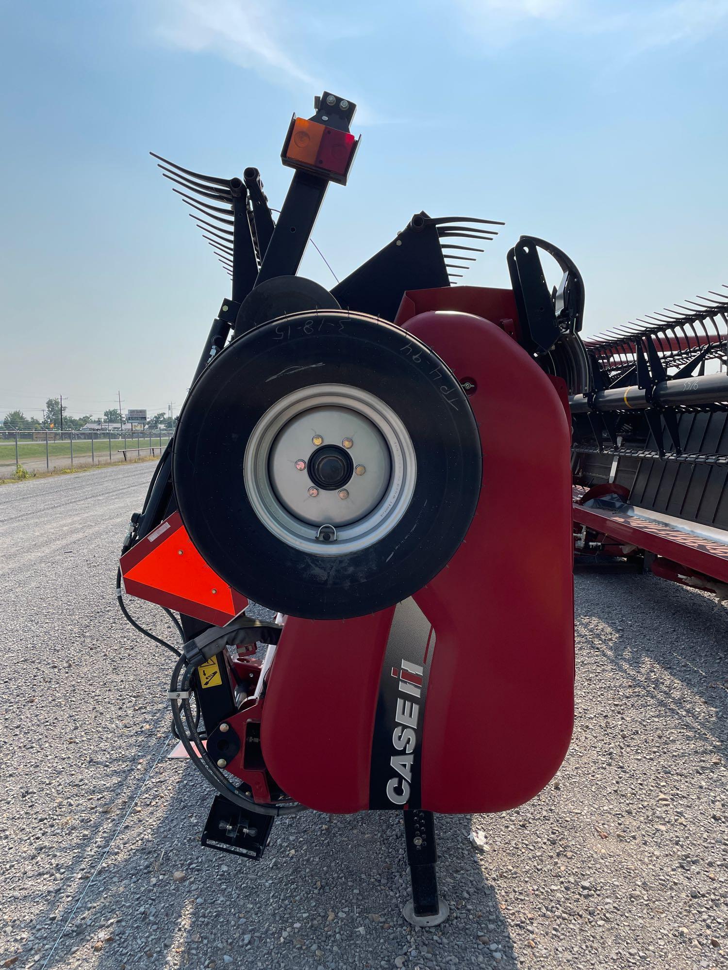 3152 CASE IH 40 FEET DRAPER