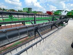 635D JOHN DEERE DRAPER PLATFORM, 2013 YR.