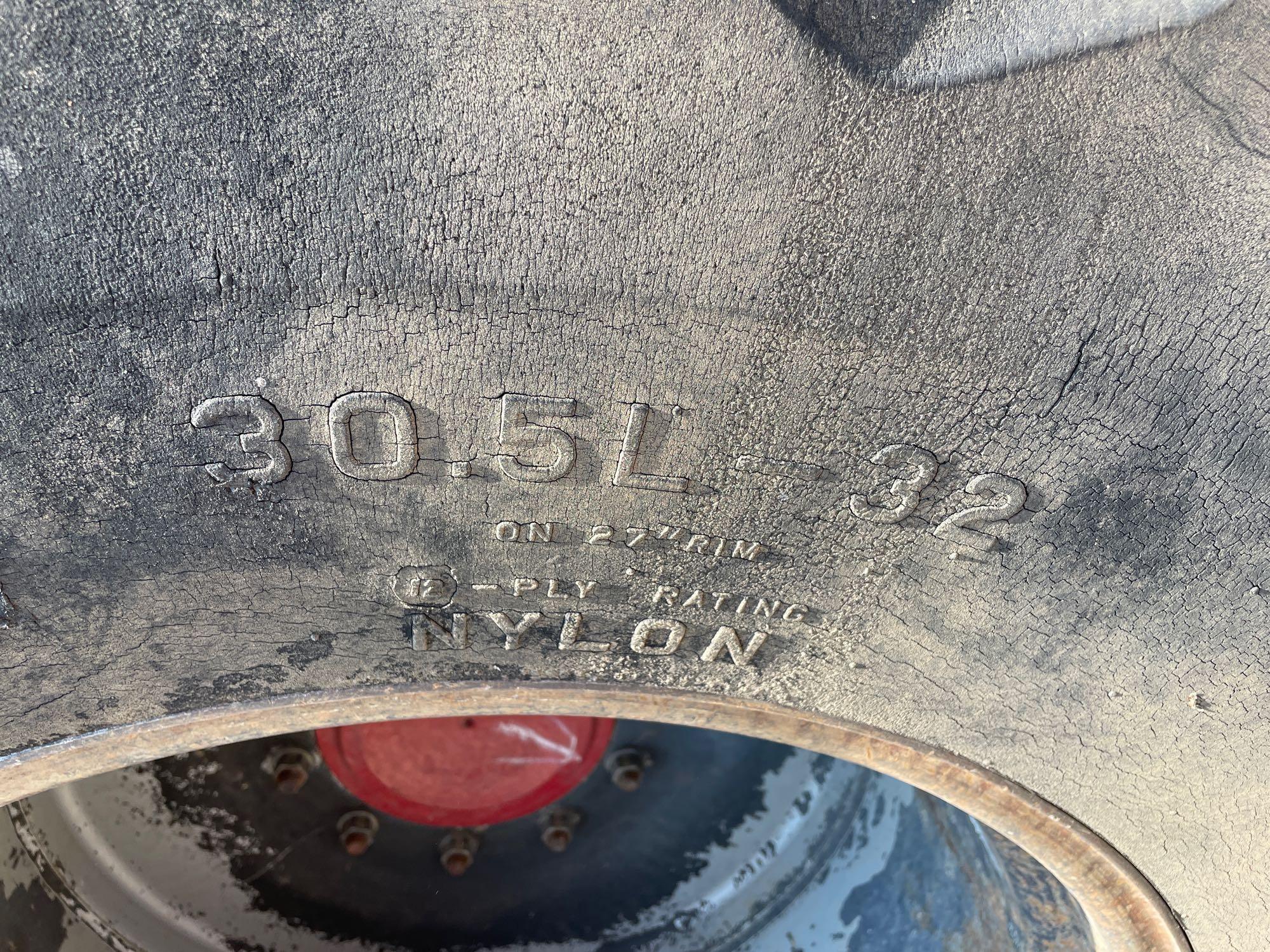 1688 CASE IH COMBINE