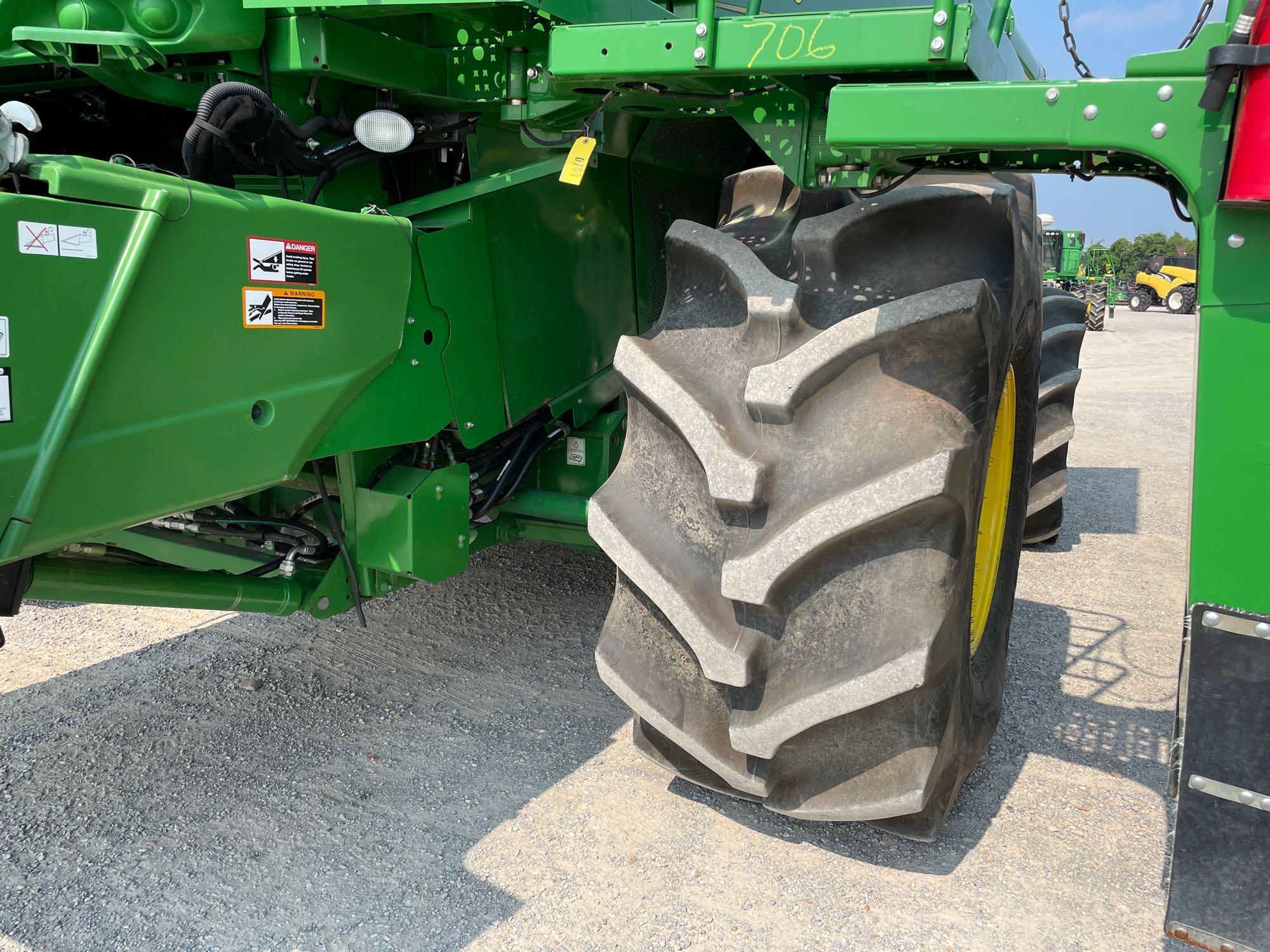 S680 JOHN DEERE COMBINE, 2014 YR.