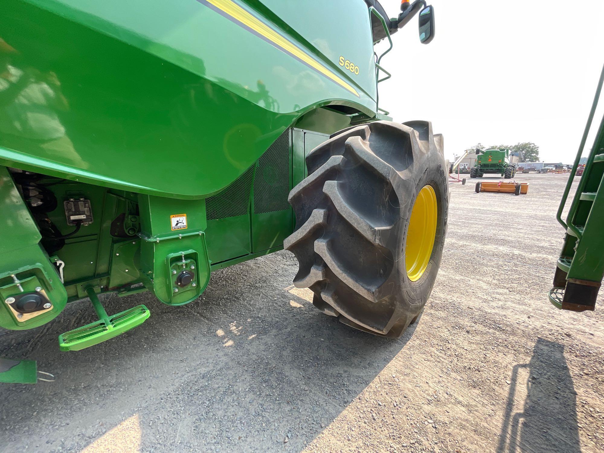S680 JOHN DEERE COMBINE, 2014 YR.