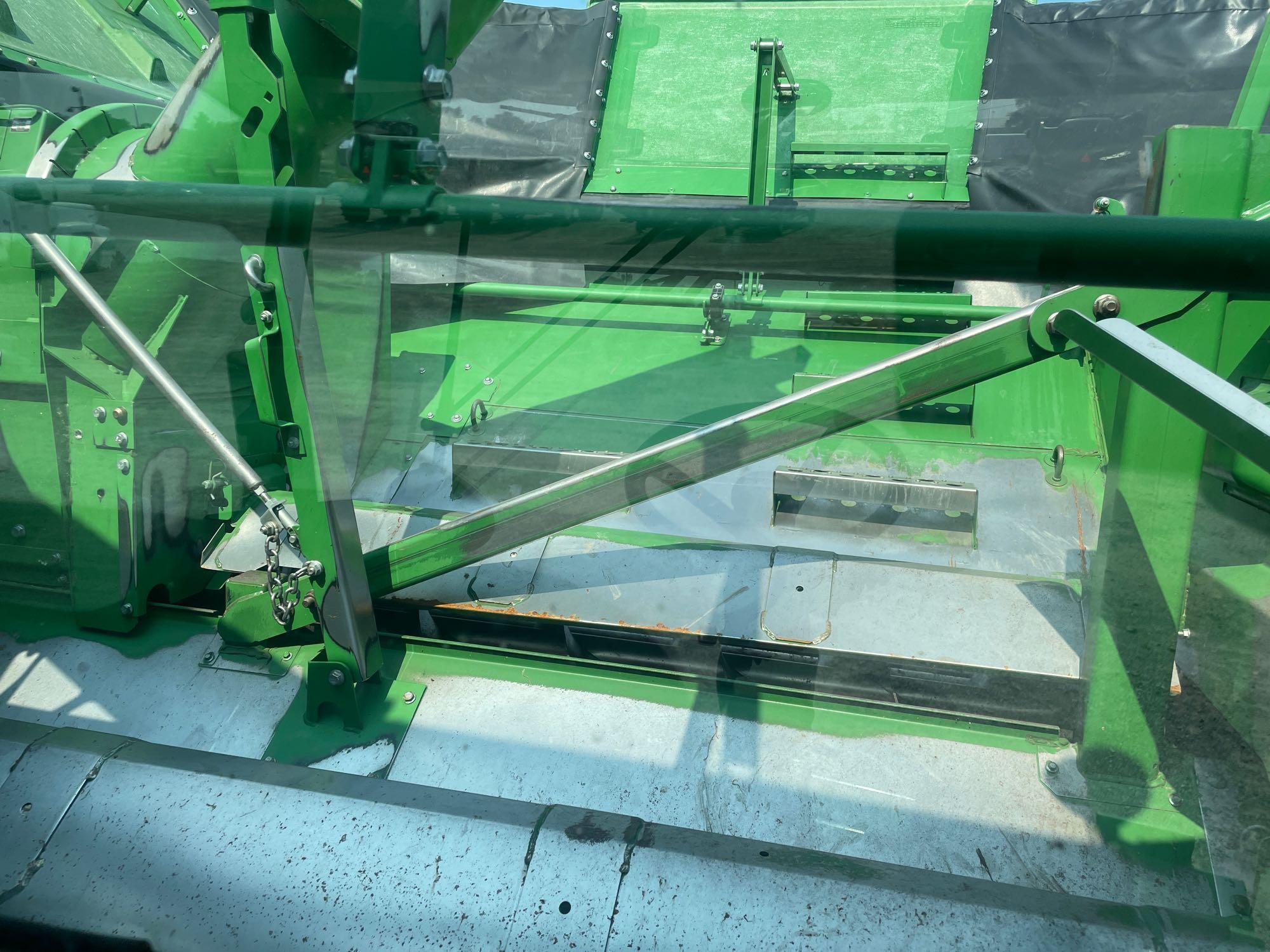 S680 JOHN DEERE COMBINE, 2014 YR.