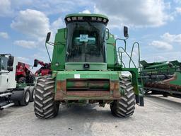 9510 JOHN DEERE COMBINE, 1997 YR.