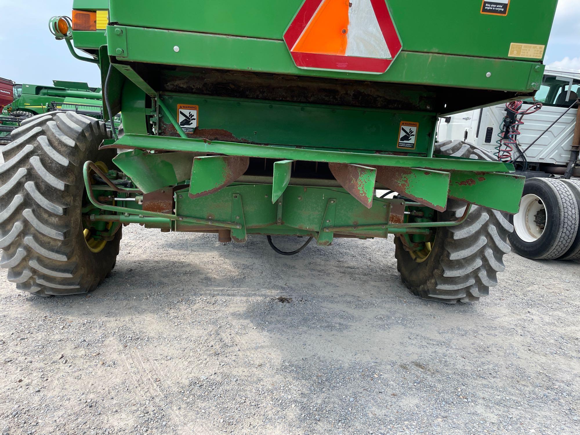 9510 JOHN DEERE COMBINE, 1997 YR.