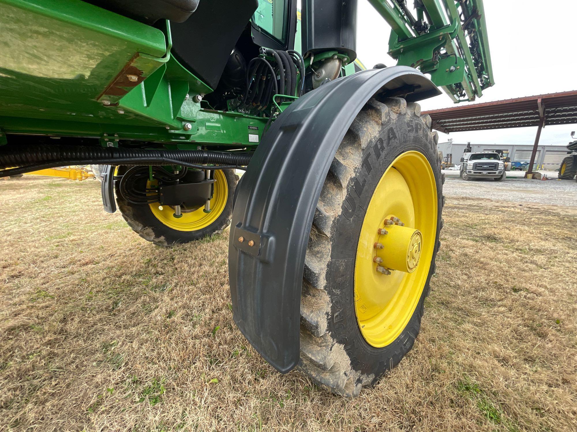 4038 JOHN DEERE SPRAYER