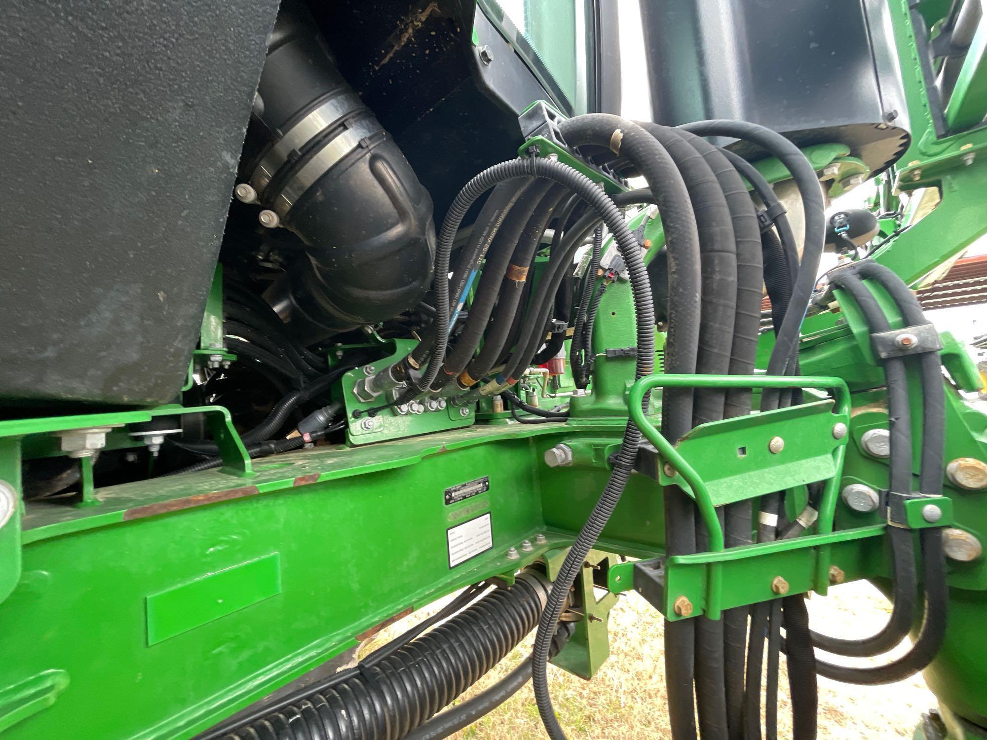 4038 JOHN DEERE SPRAYER