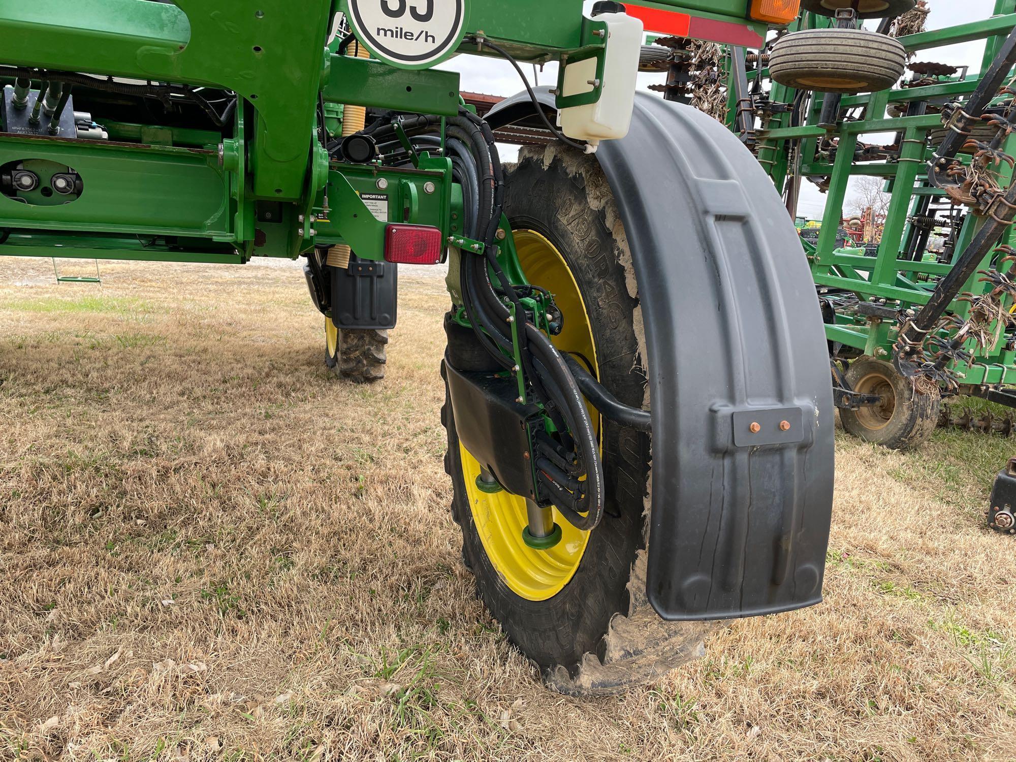 4038 JOHN DEERE SPRAYER