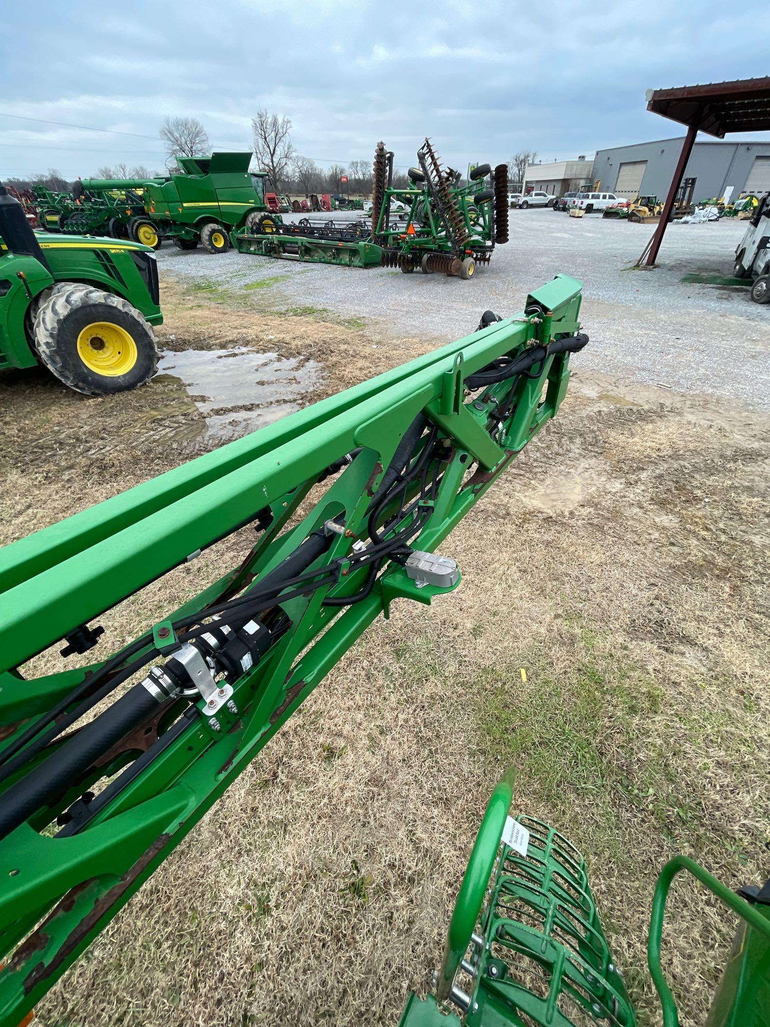4038 JOHN DEERE SPRAYER