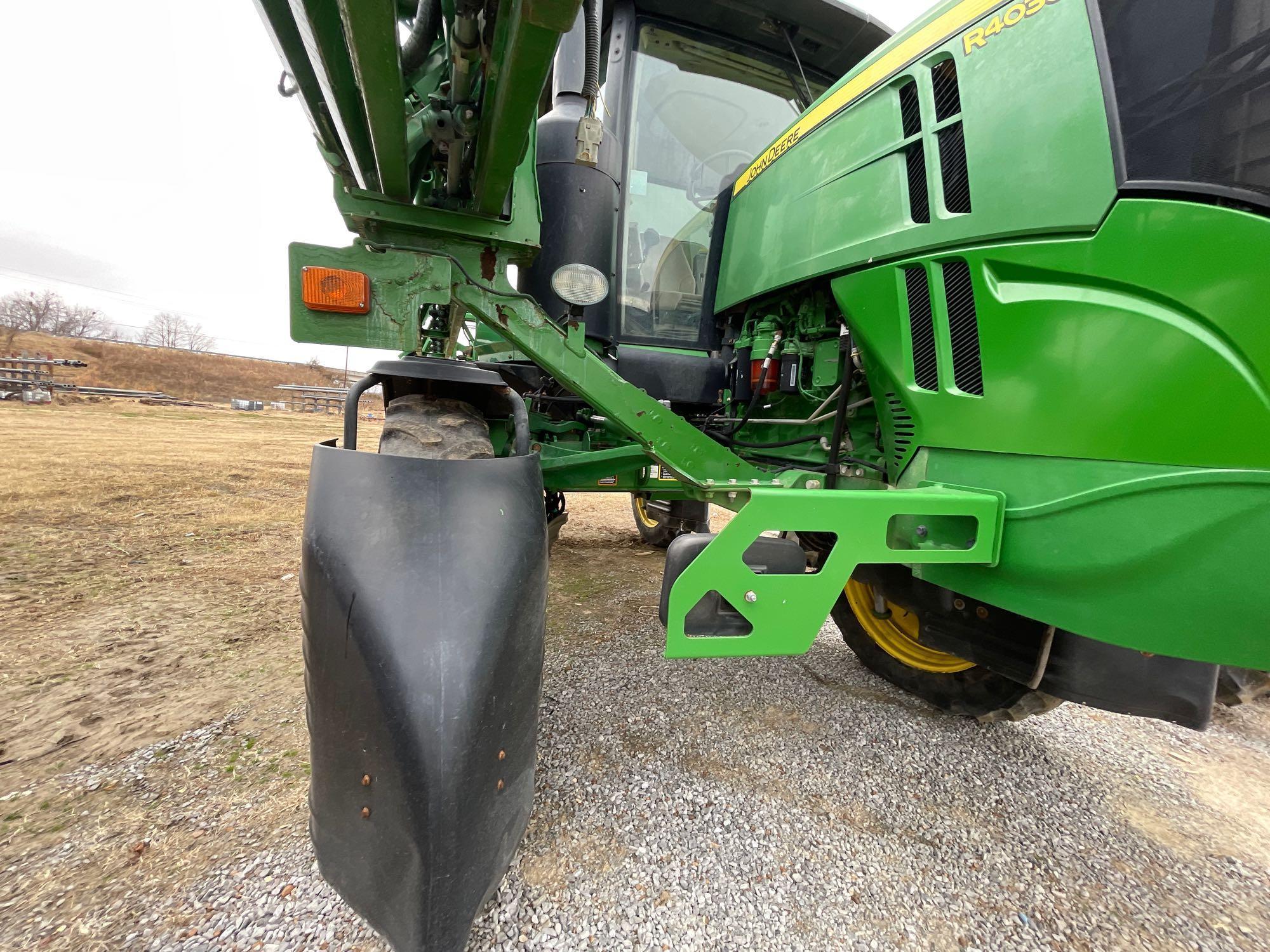R4030 JOHN DEERE SPRAYER