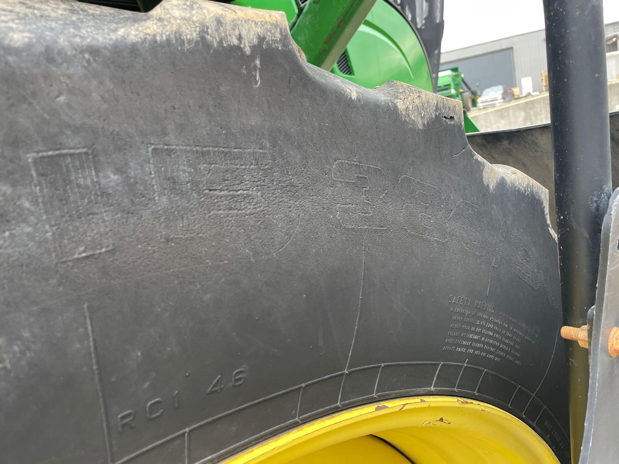 R4030 JOHN DEERE SPRAYER