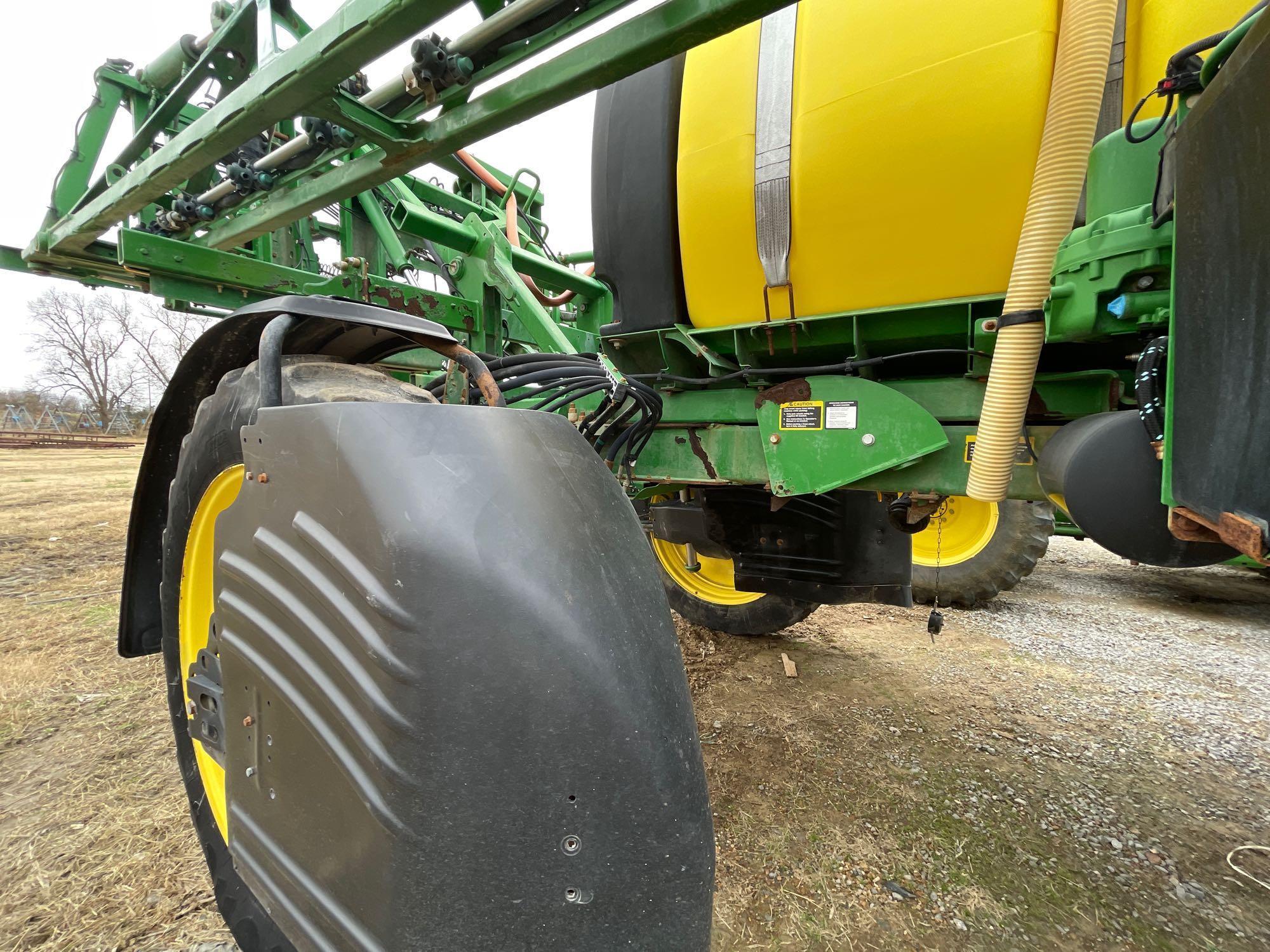 R4030 JOHN DEERE SPRAYER