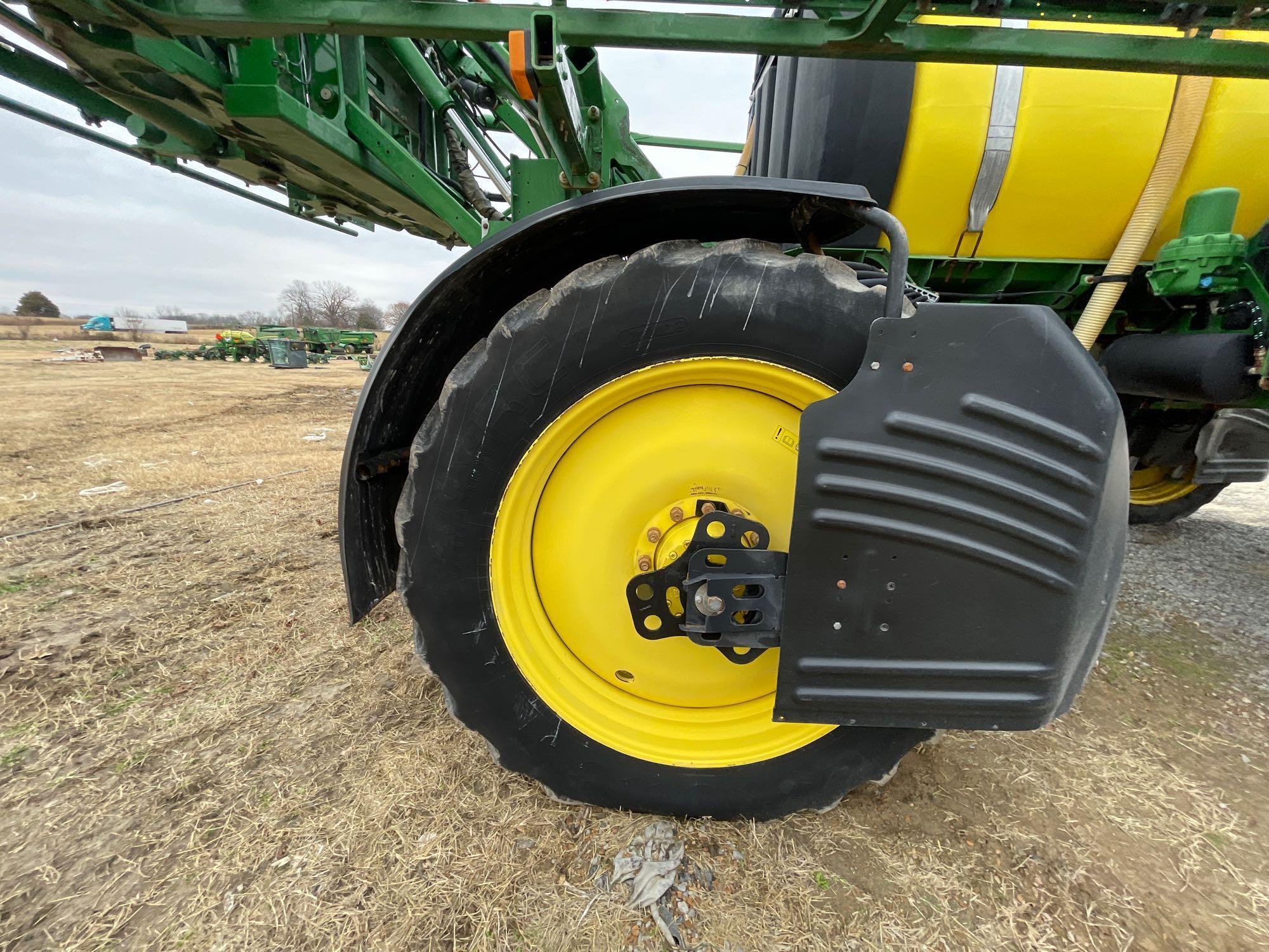 R4030 JOHN DEERE SPRAYER
