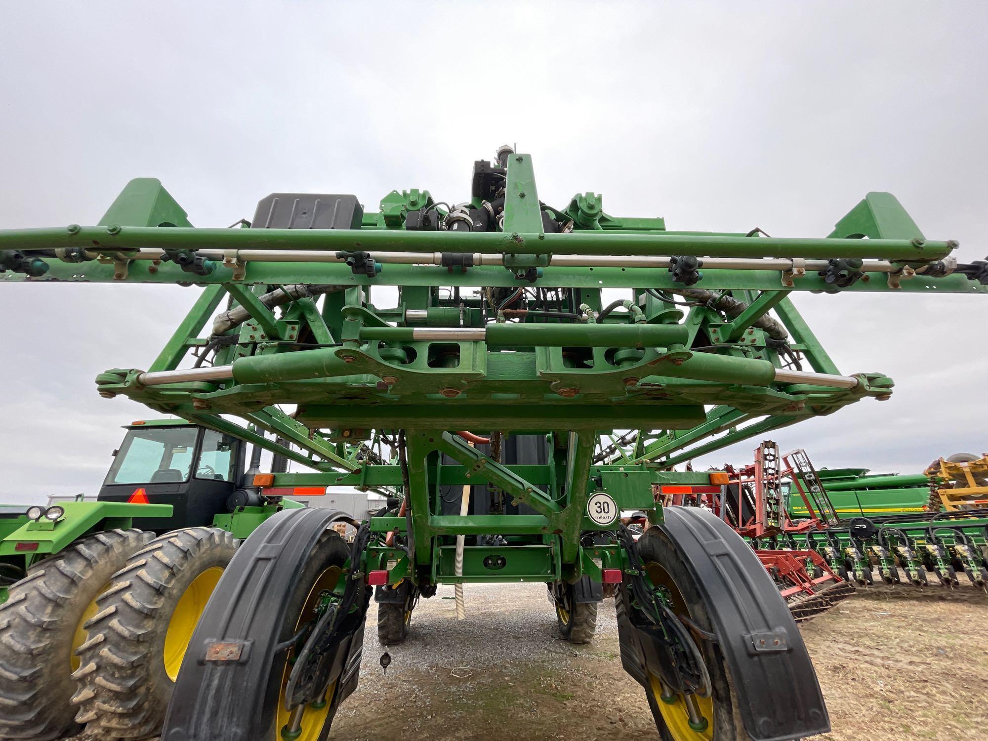 R4030 JOHN DEERE SPRAYER