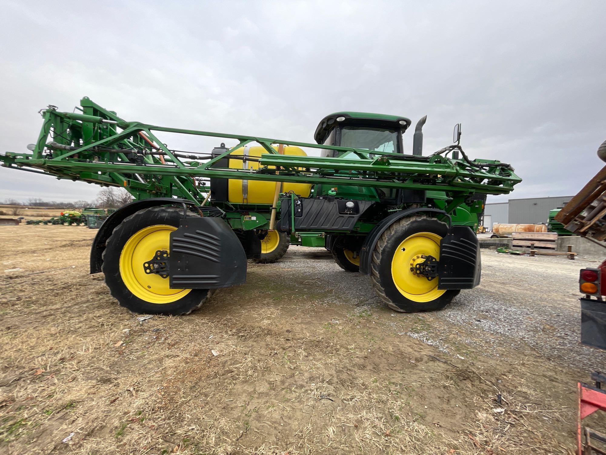 R4030 JOHN DEERE SPRAYER