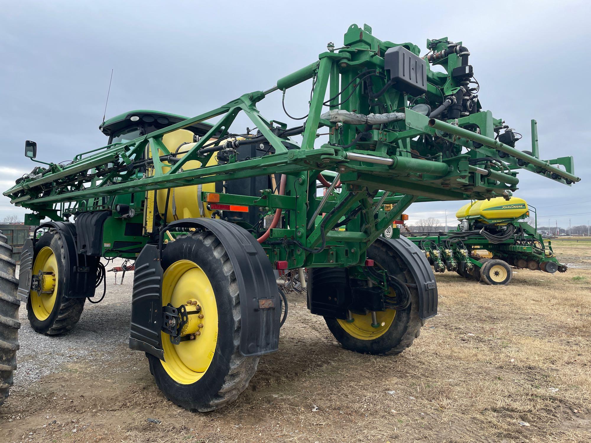 R4030 JOHN DEERE SPRAYER
