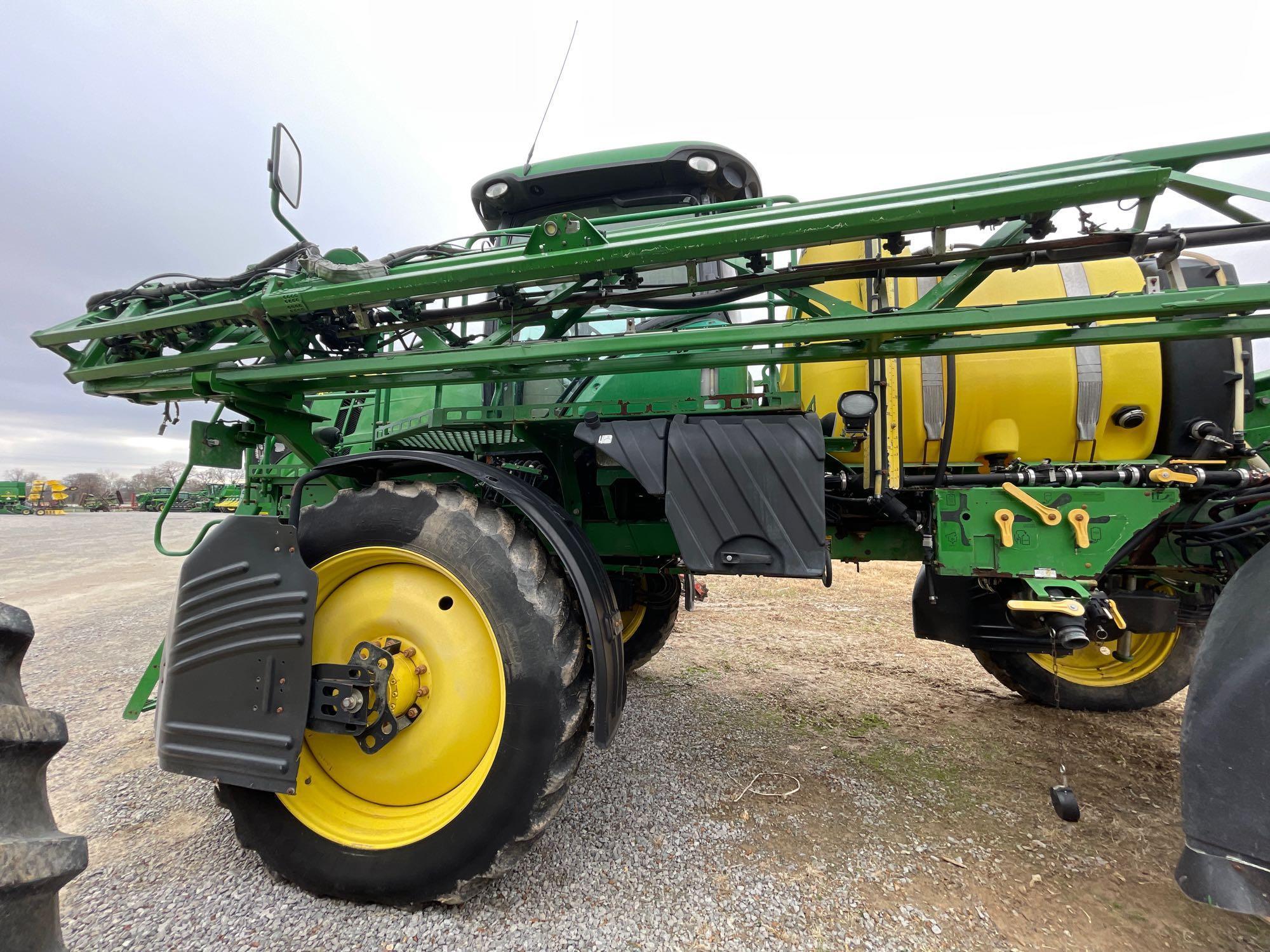 R4030 JOHN DEERE SPRAYER