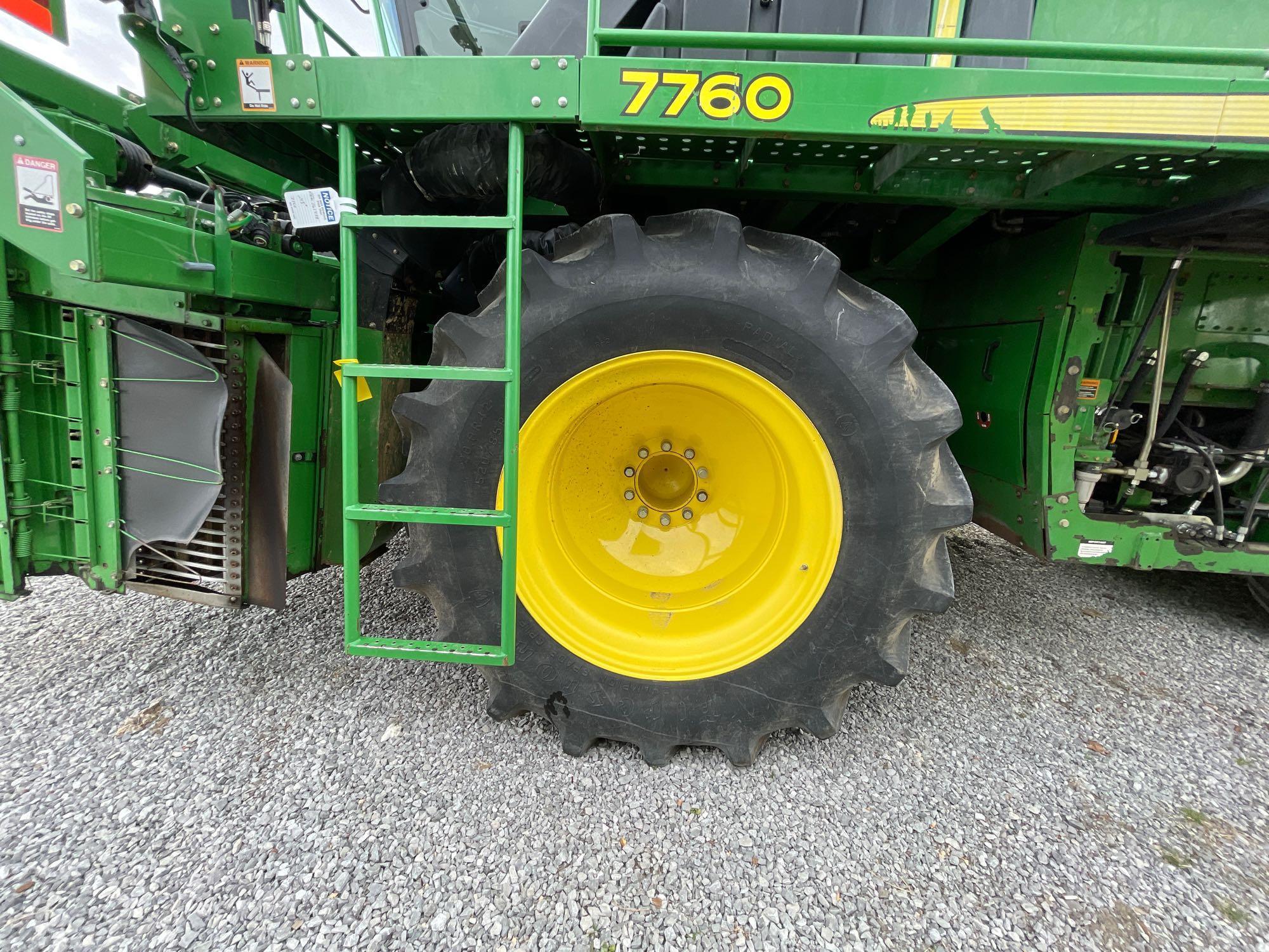 7760 JOHN DEERE COTTON PICKER