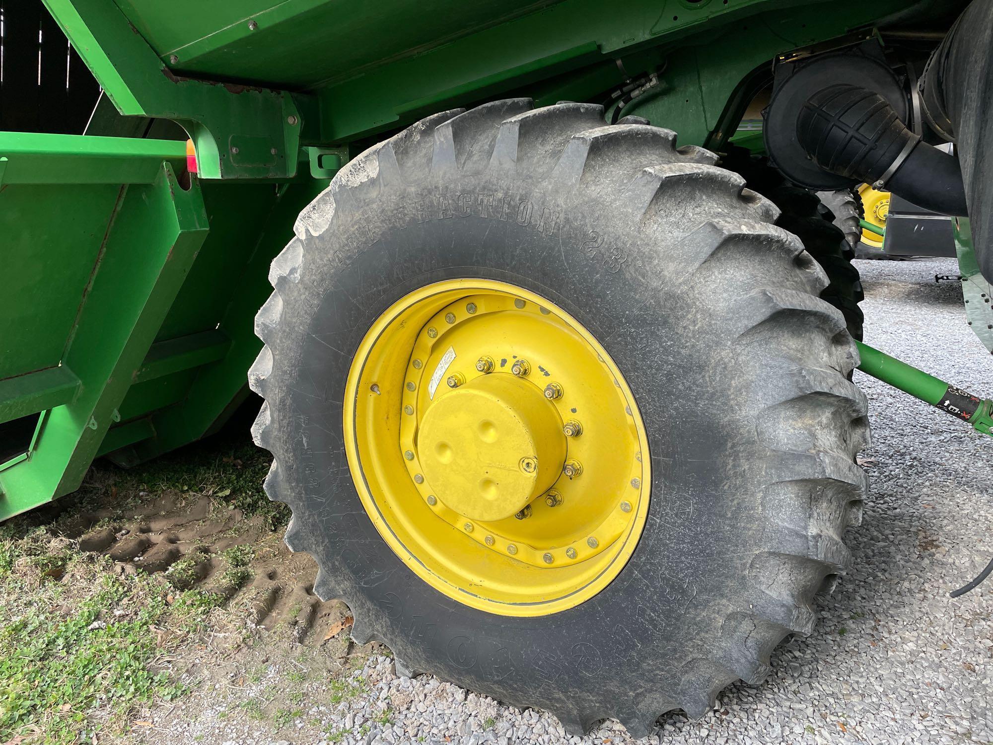 7760 JOHN DEERE COTTON PICKER