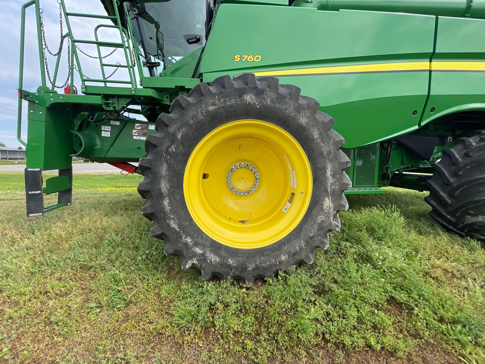 S760 JOHN DEERE COMBINE