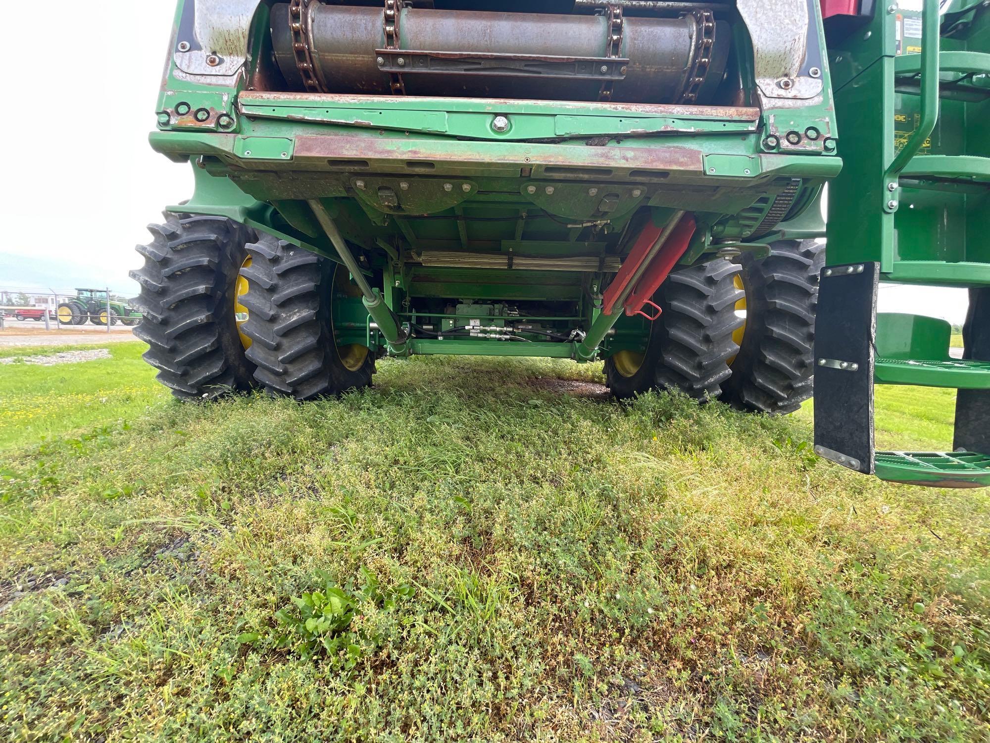 S760 JOHN DEERE COMBINE