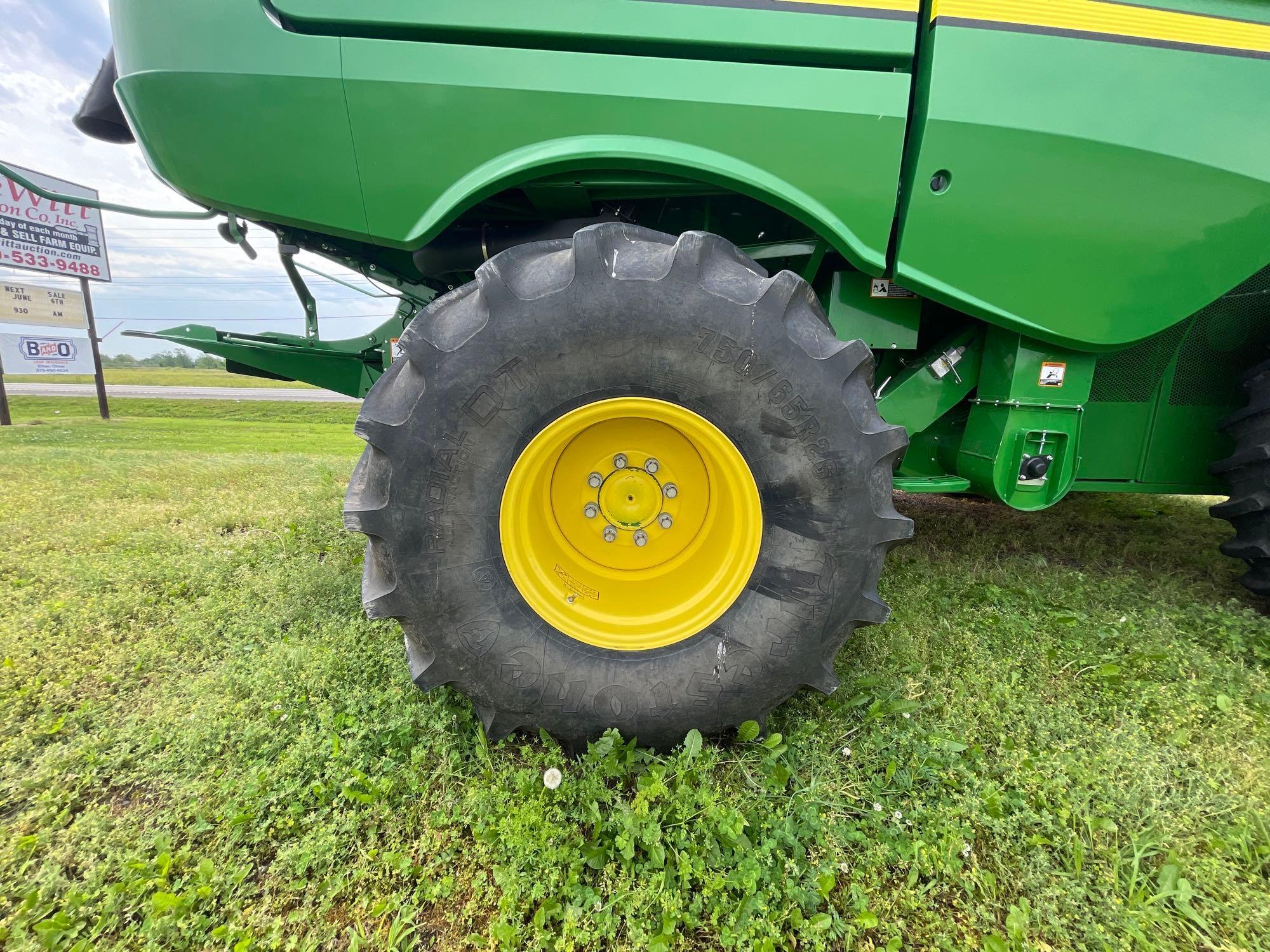 S760 JOHN DEERE COMBINE