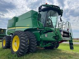 S760 JOHN DEERE COMBINE